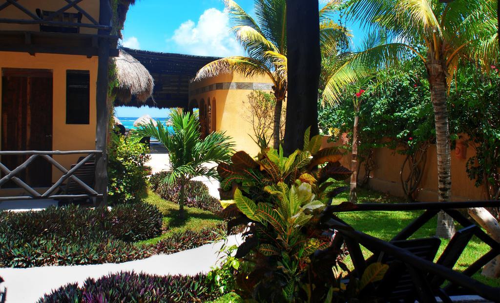 Hotel Luna De Plata Mahahual Exterior foto